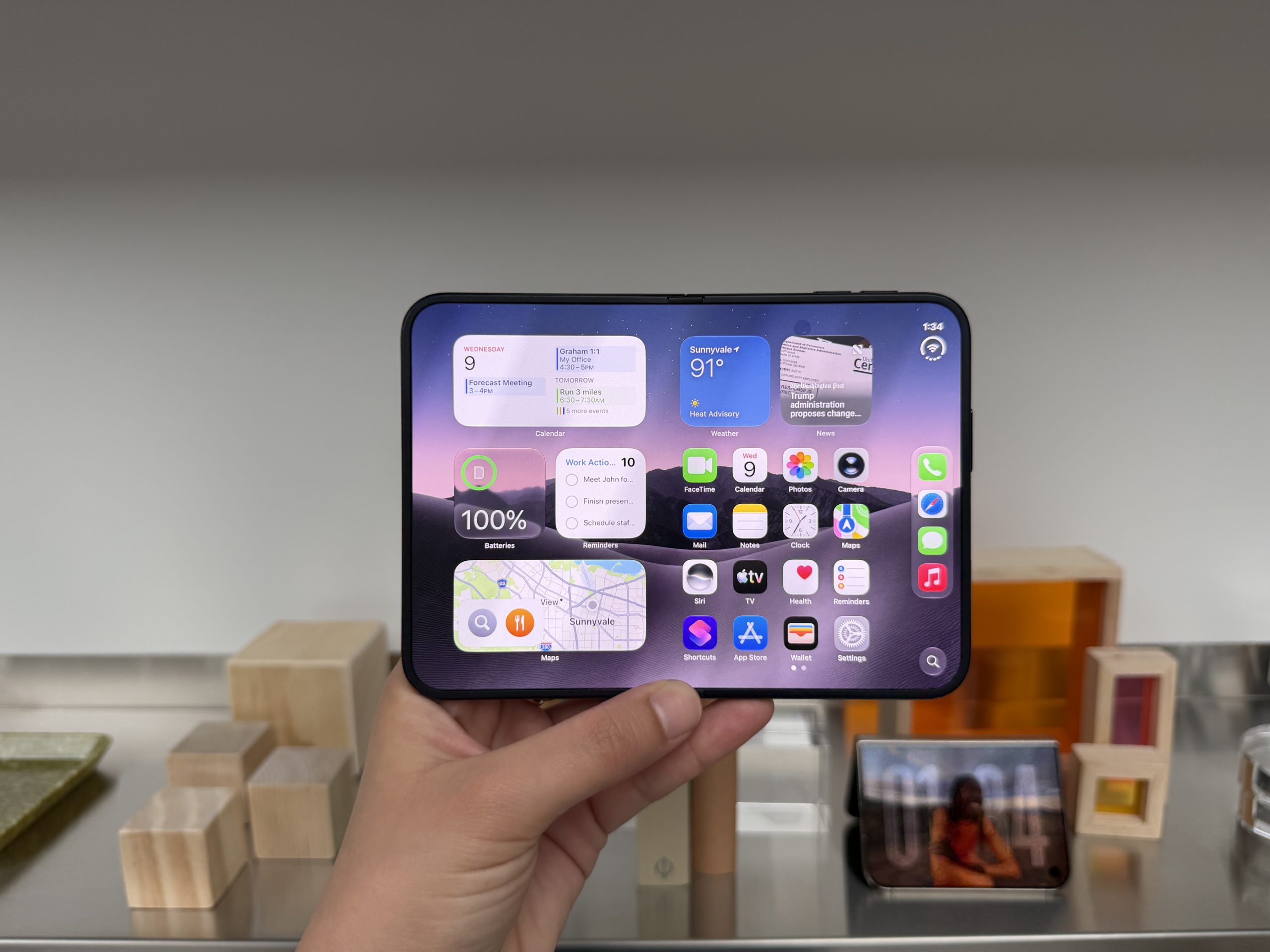 The iPhone Duo Isn’t the Pocket iPad… or Is It? – CNET