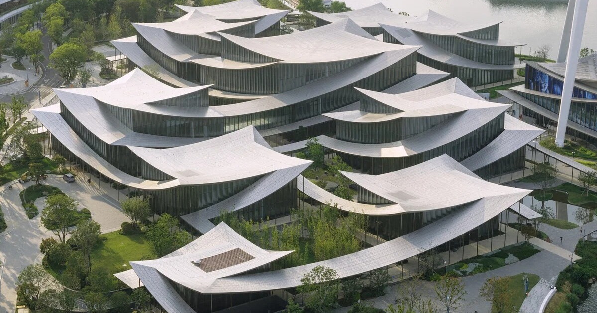 China’s newest art museum reinvents infinity