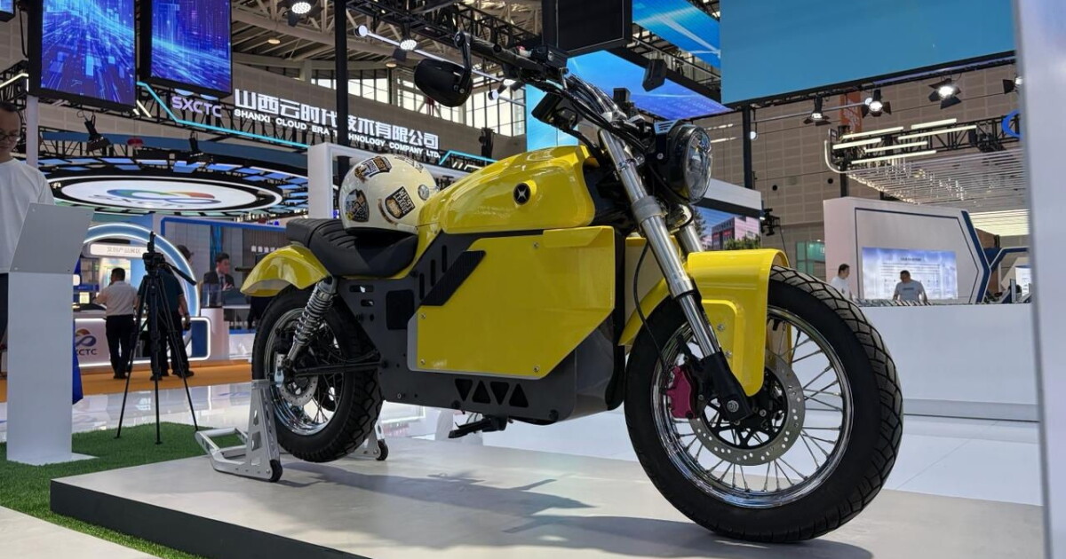 Evoke’s budget electric moto promises serious everyday rideability