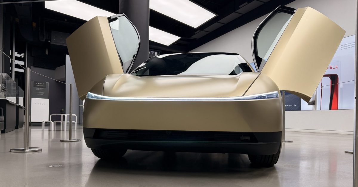 Tesla’s active robotaxi fleet in Austin crashes back to 8 vehicles after Cybercab pump