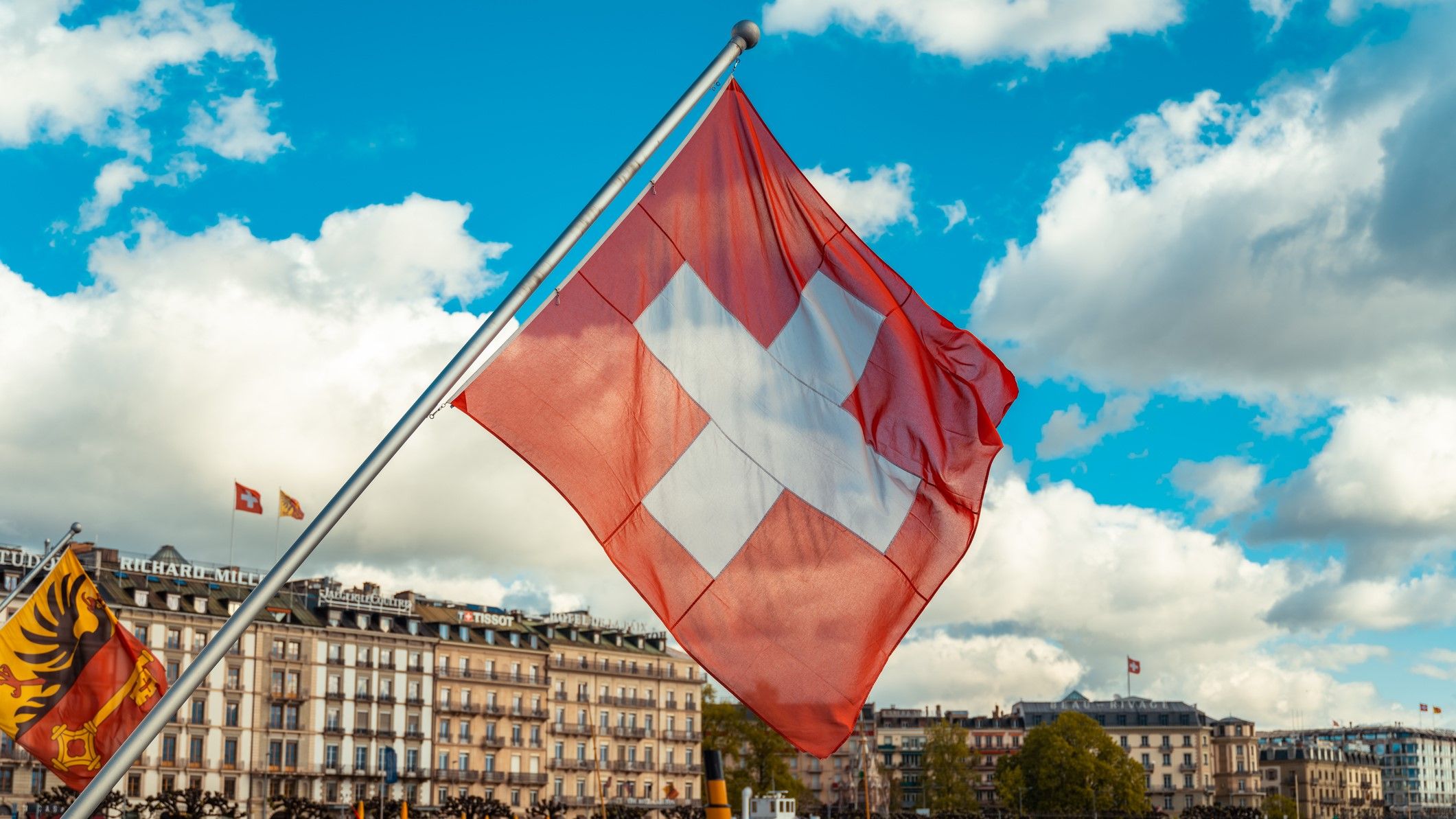 Swiss Federal Government is ditching Microsoft on thousands of devices to switch to open source