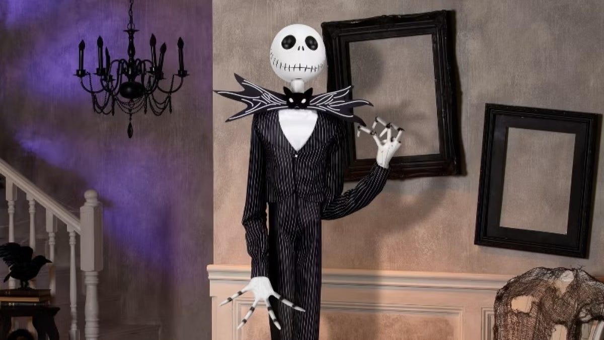 Target Confirms Jack Skellington’s Real-Life Height in The Nightmare Before Christmas With a Halloween Sale Listing