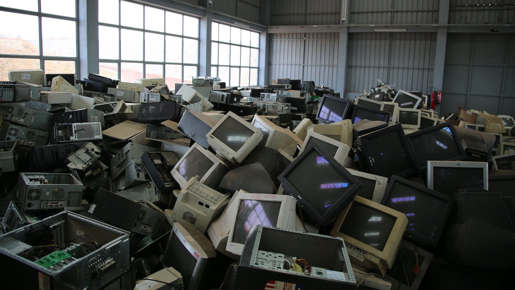E-waste from AI boom and building data centers could stretch six times around the Earth by 2050, report warns