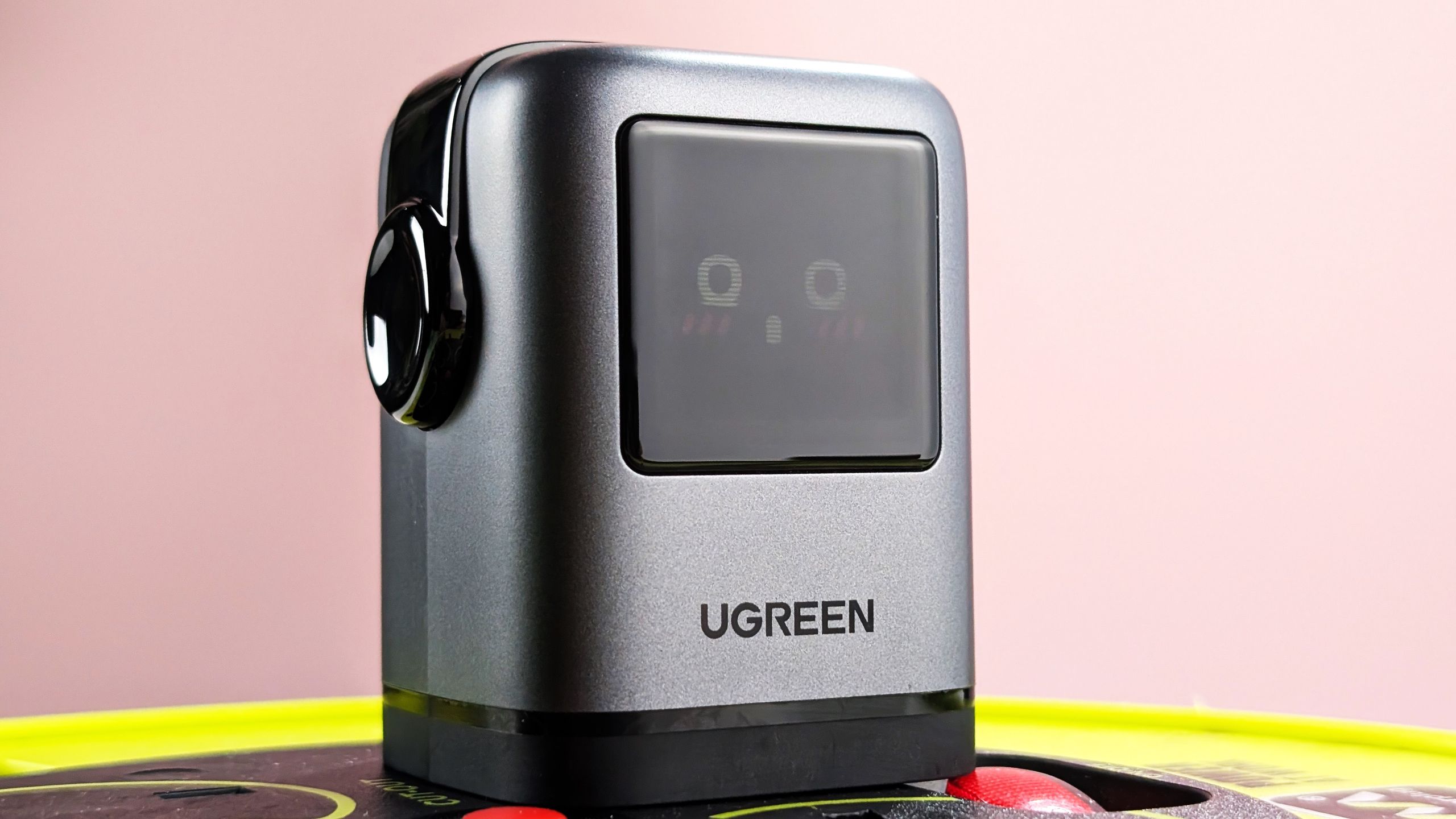 Price drop: Ugreen’s quirky robot fast charger is a fun 5-star desk upgrade