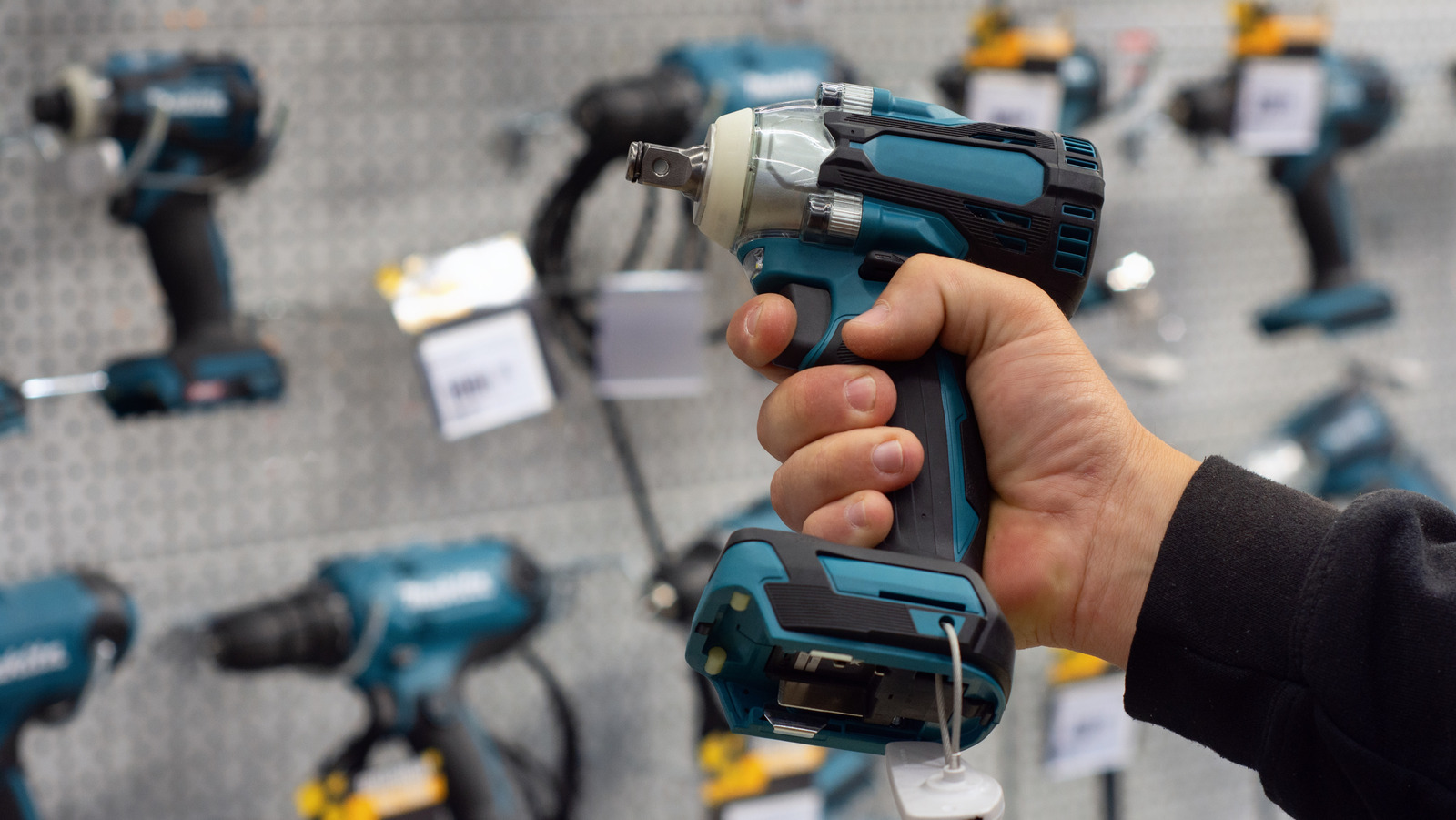 5 Unexpected Ways To Use Your Cordless Drill – SlashGear