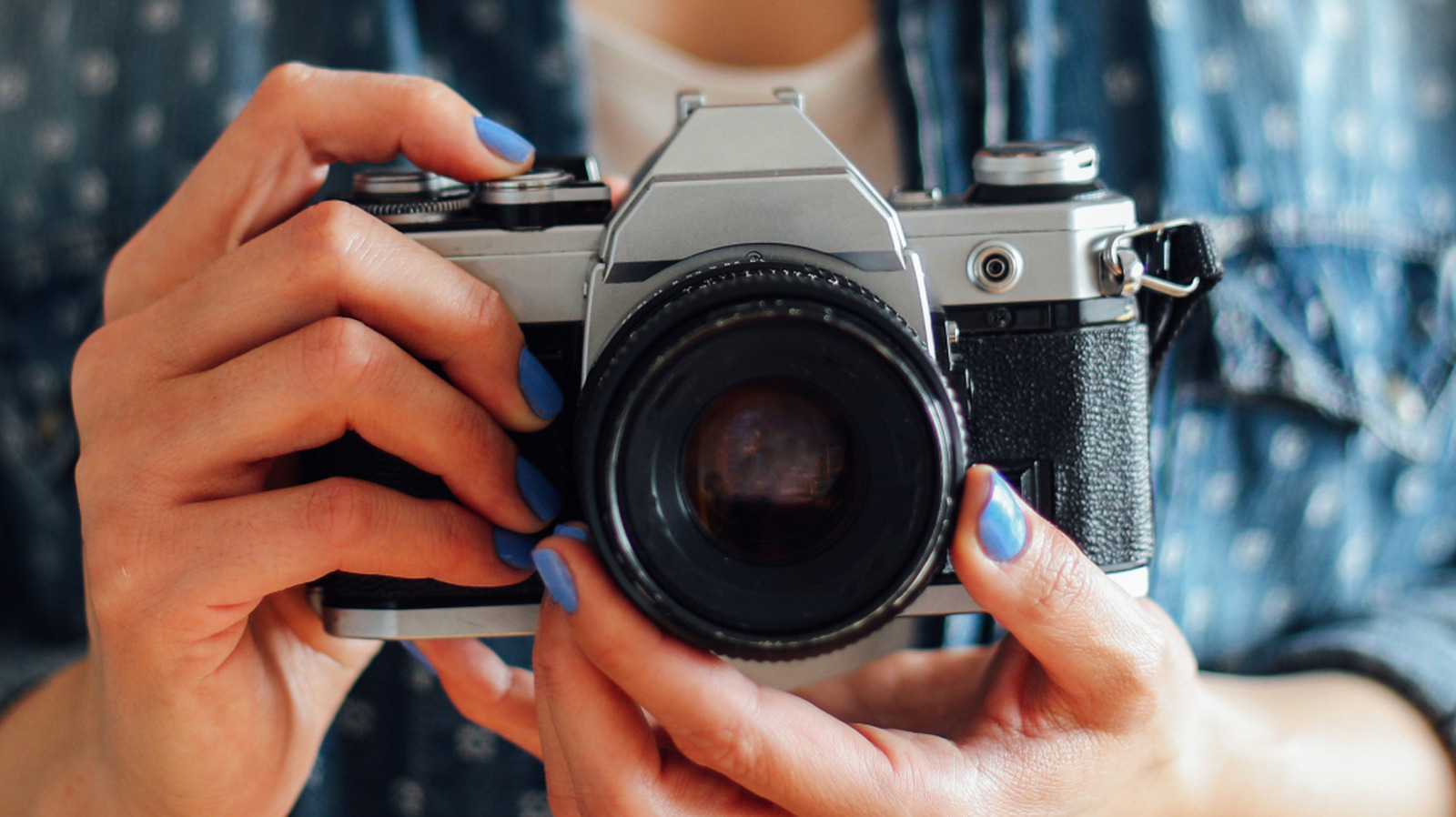 The Reason Old Film Cameras Are Making A Big Comeback – SlashGear