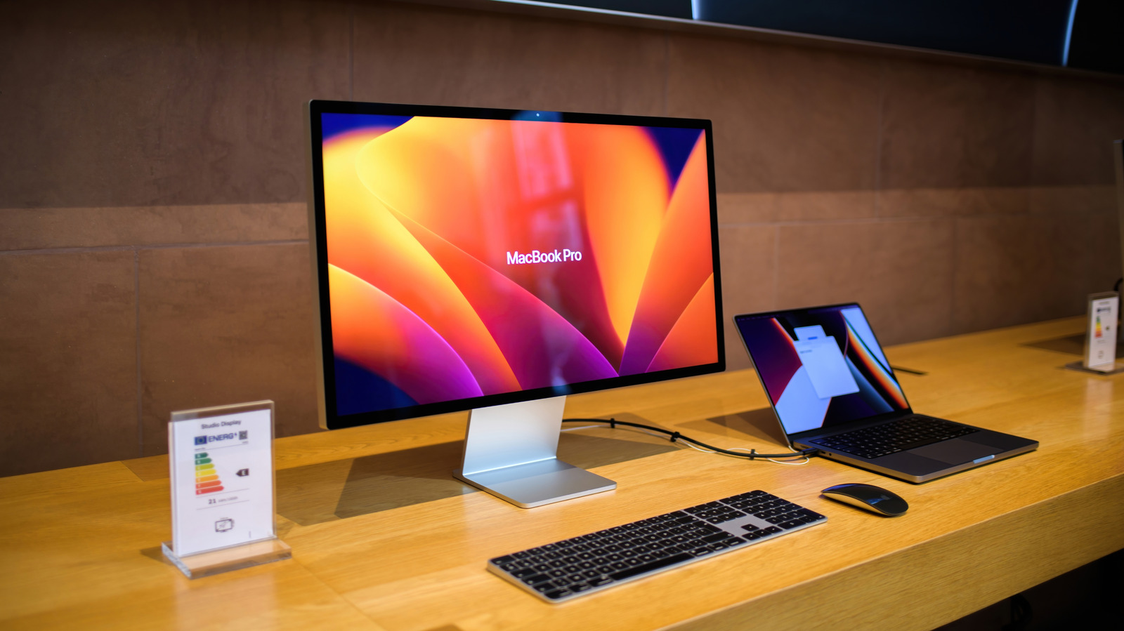 Skip the 5K monitor for gaming and go with a 4K instead — here’s why – Engadget