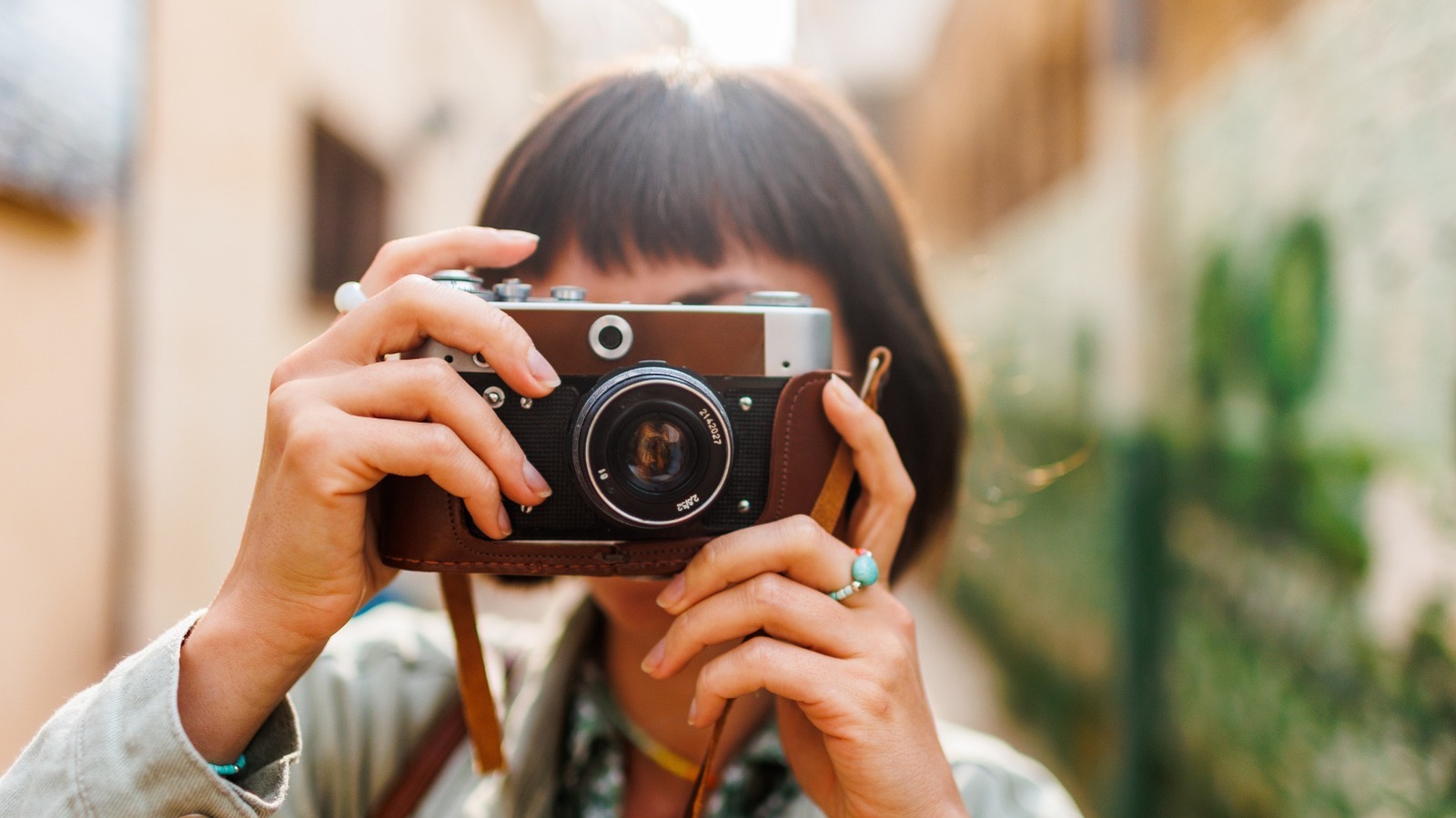 Mistakes Beginner Photographers Make When Working With 35mm Film – SlashGear