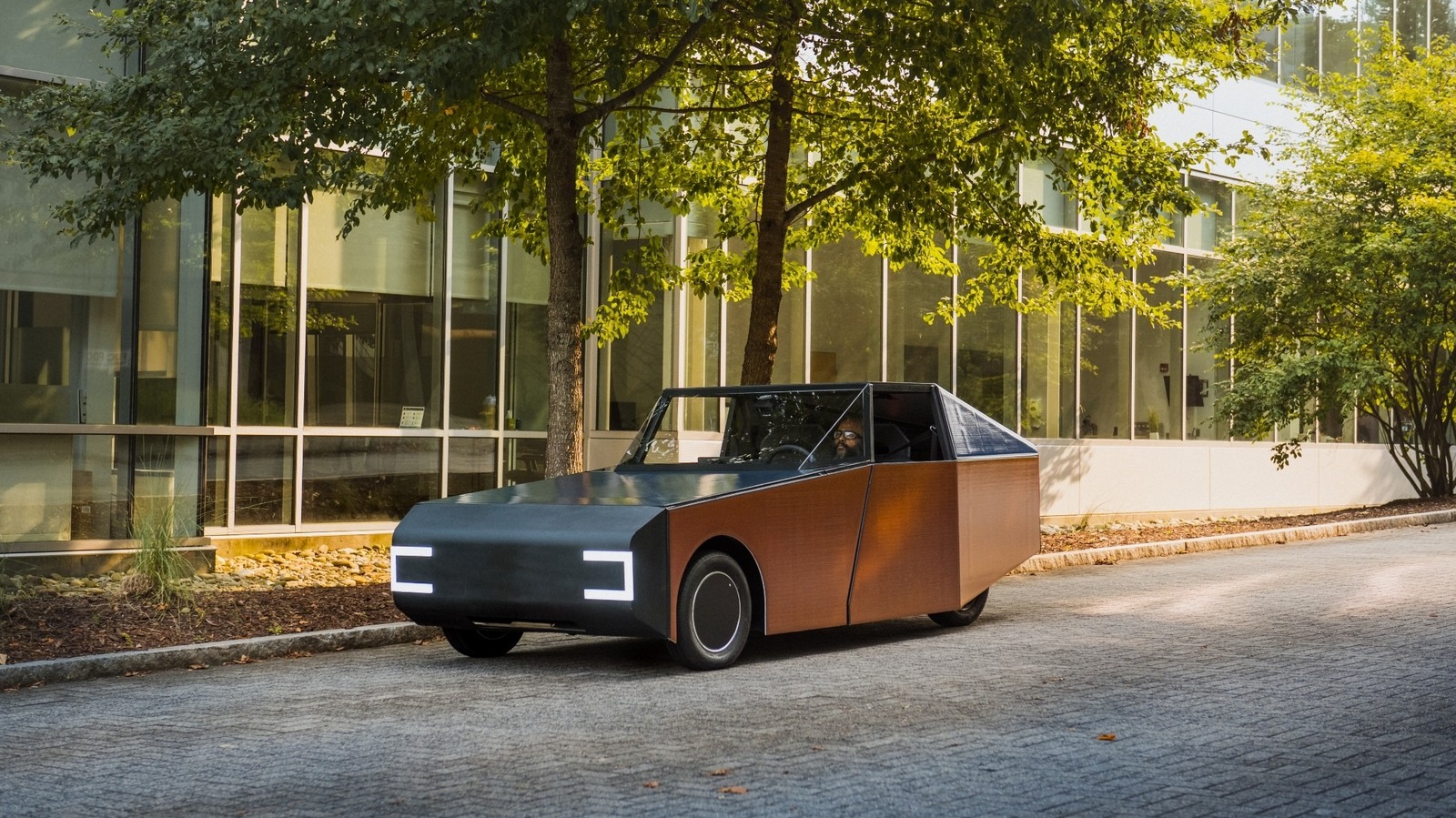 This Solar-Powered Car Backed By BMW Is Designed To Make More Energy Than It Uses Daily – SlashGear