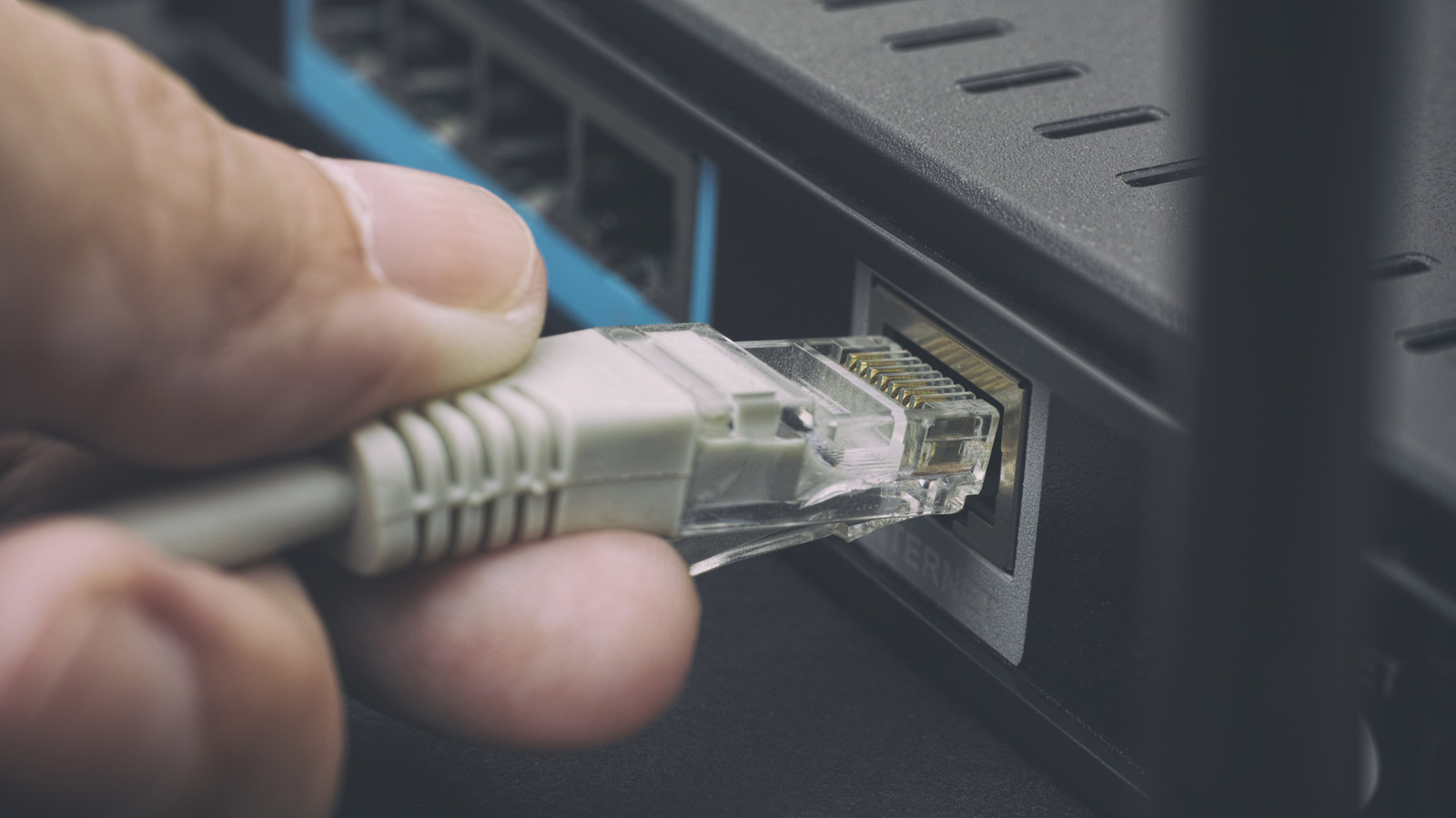 Are you using the right Ethernet port on your router? Here’s how to know – Engadget