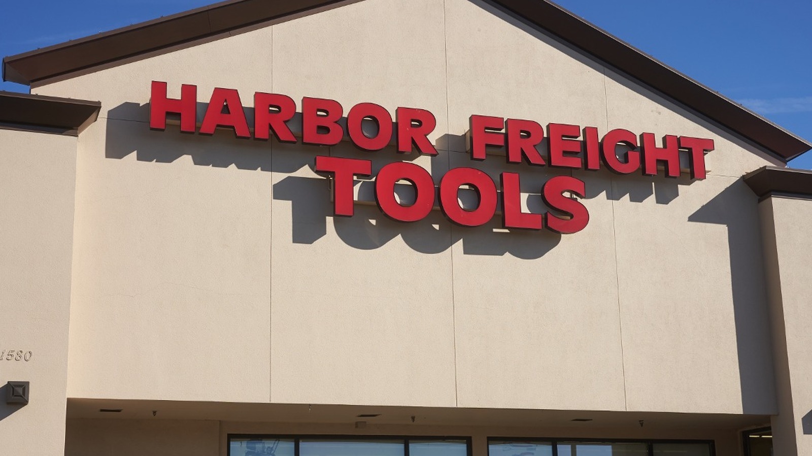 4 Harbor Freight Finds That Will Come In Handy For A DIY Car Paint Job – SlashGear