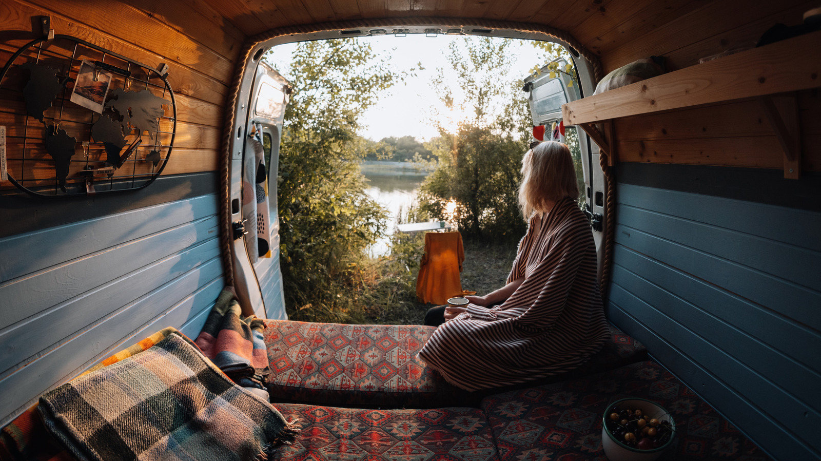 5 Common Van Life Myths Too Many People Still Believe – SlashGear