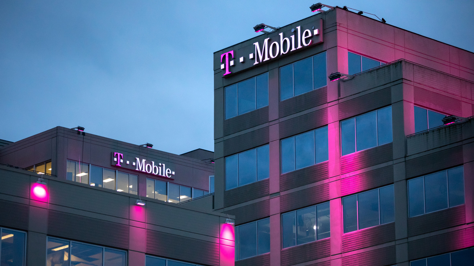 4 Phone Carriers That Are Owned By T-Mobile – SlashGear