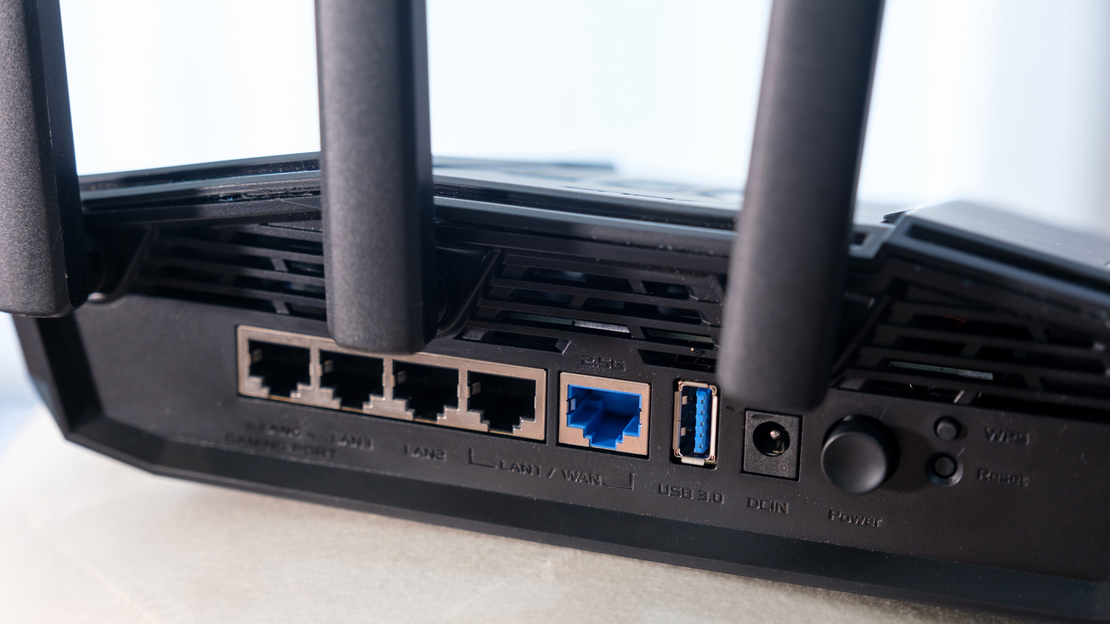 What is a dual-band router and why is it important for good Wi-Fi? – Engadget