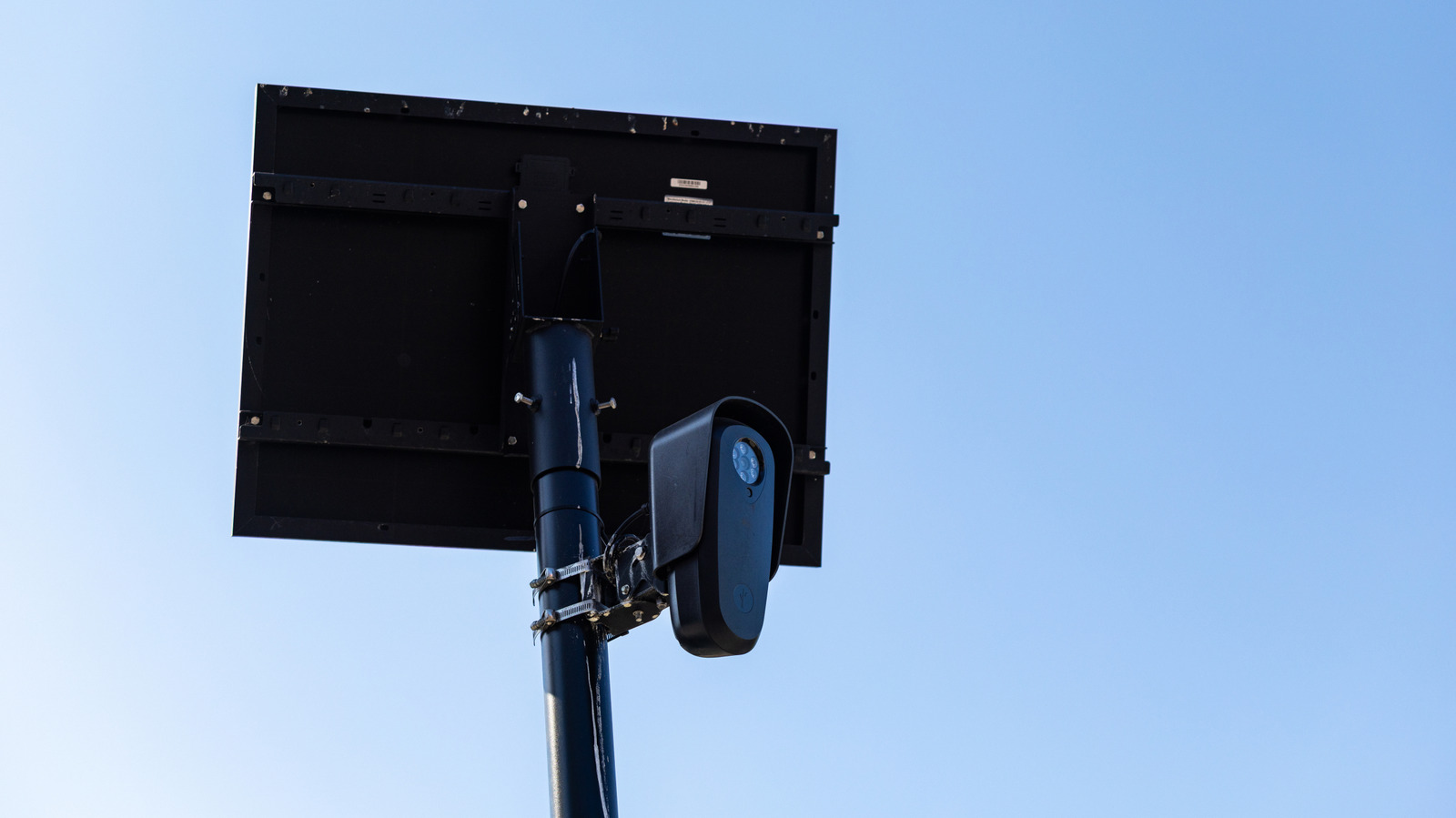 Flock cameras are officially banned on state roads in Florida – Engadget