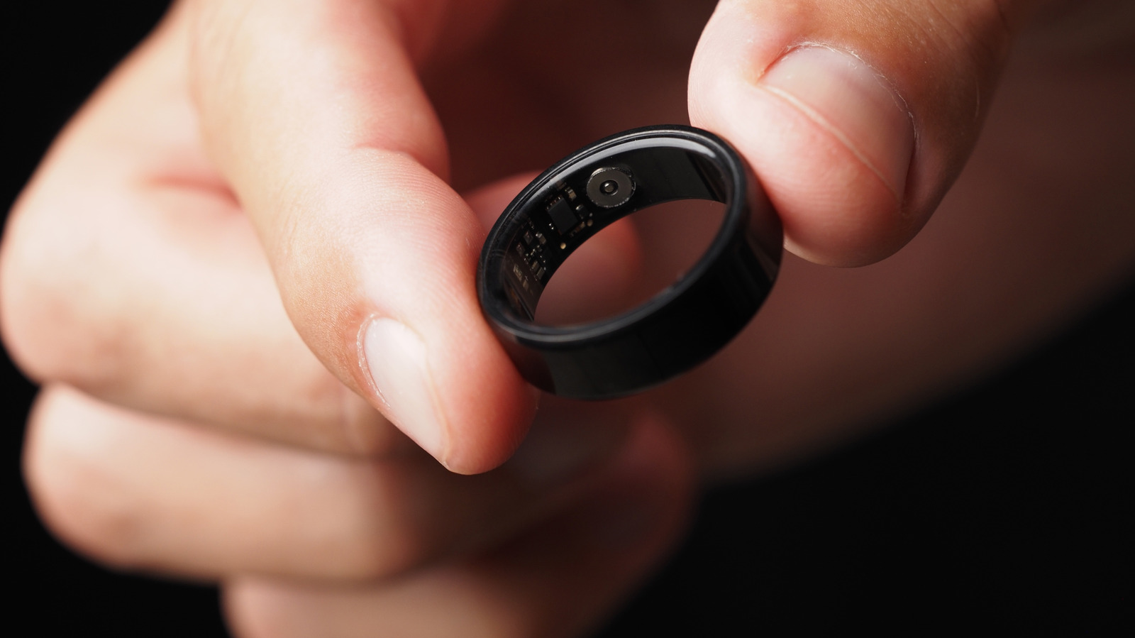 Why You Should Think Twice Before Buying A Smart Ring – SlashGear