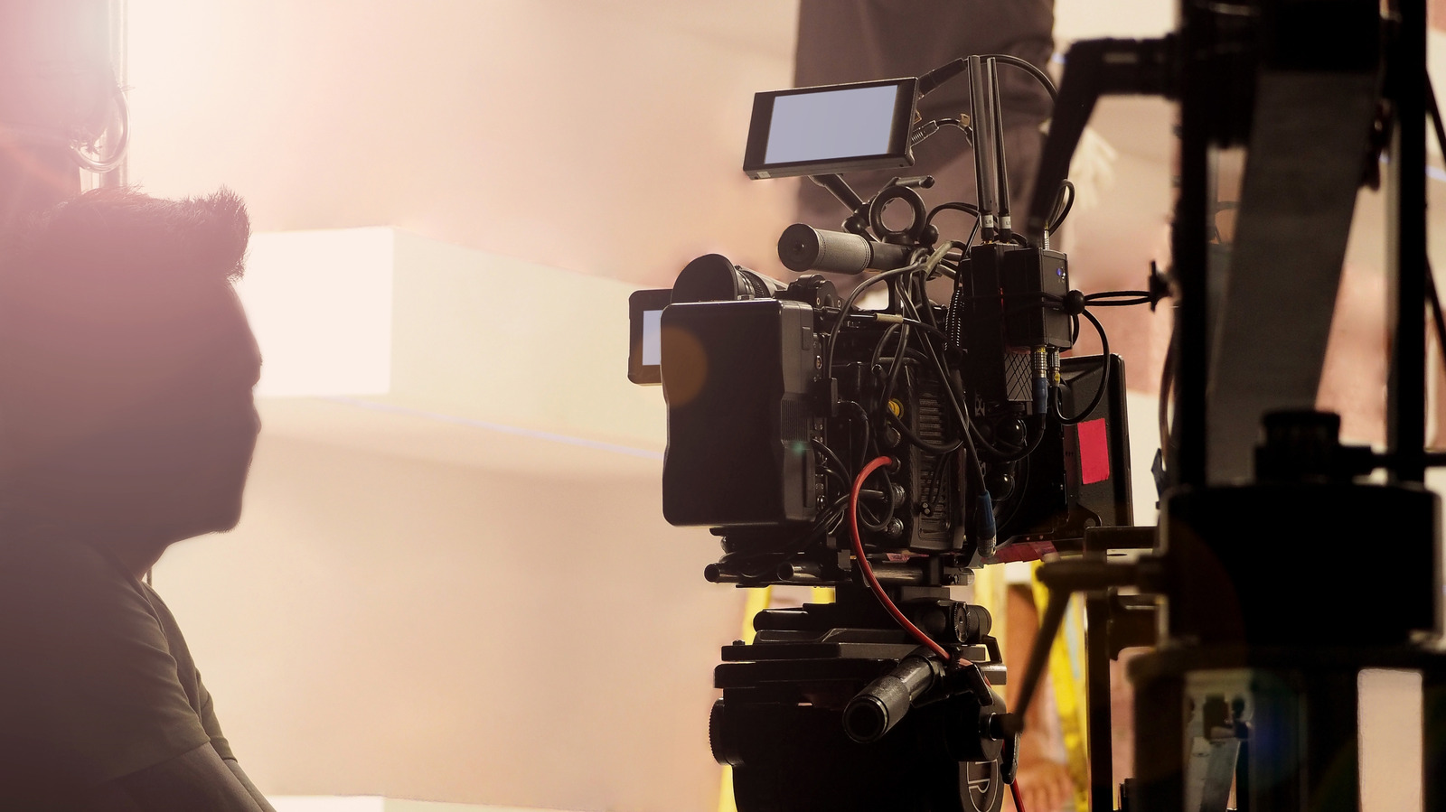 Why are IMAX cameras so notoriously loud? – Engadget