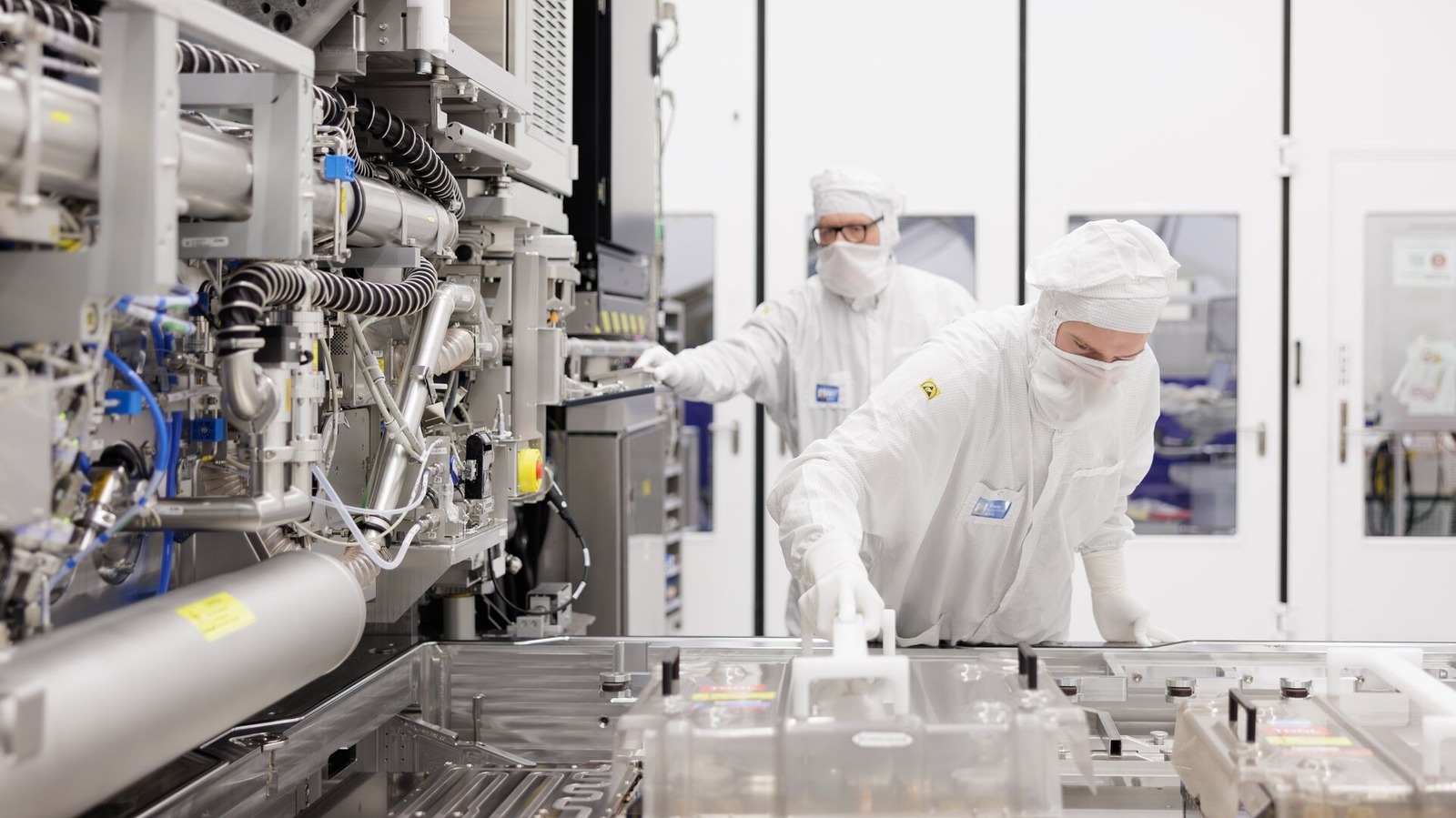 Samsung and TSMC hope AMSL’s new machines will help address the chip shortage – Engadget