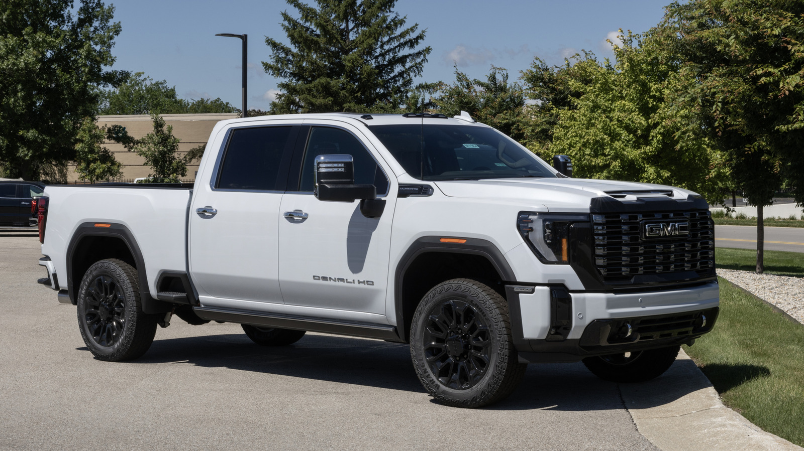 Why Some Pickup Trucks Have Aluminum Beds, But Steel Frames – SlashGear