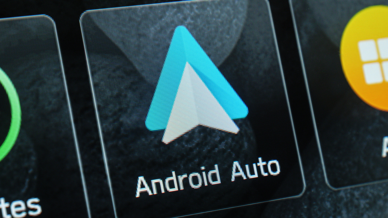 3 Sideloaded Apps Worth Installing On Android Auto – SlashGear