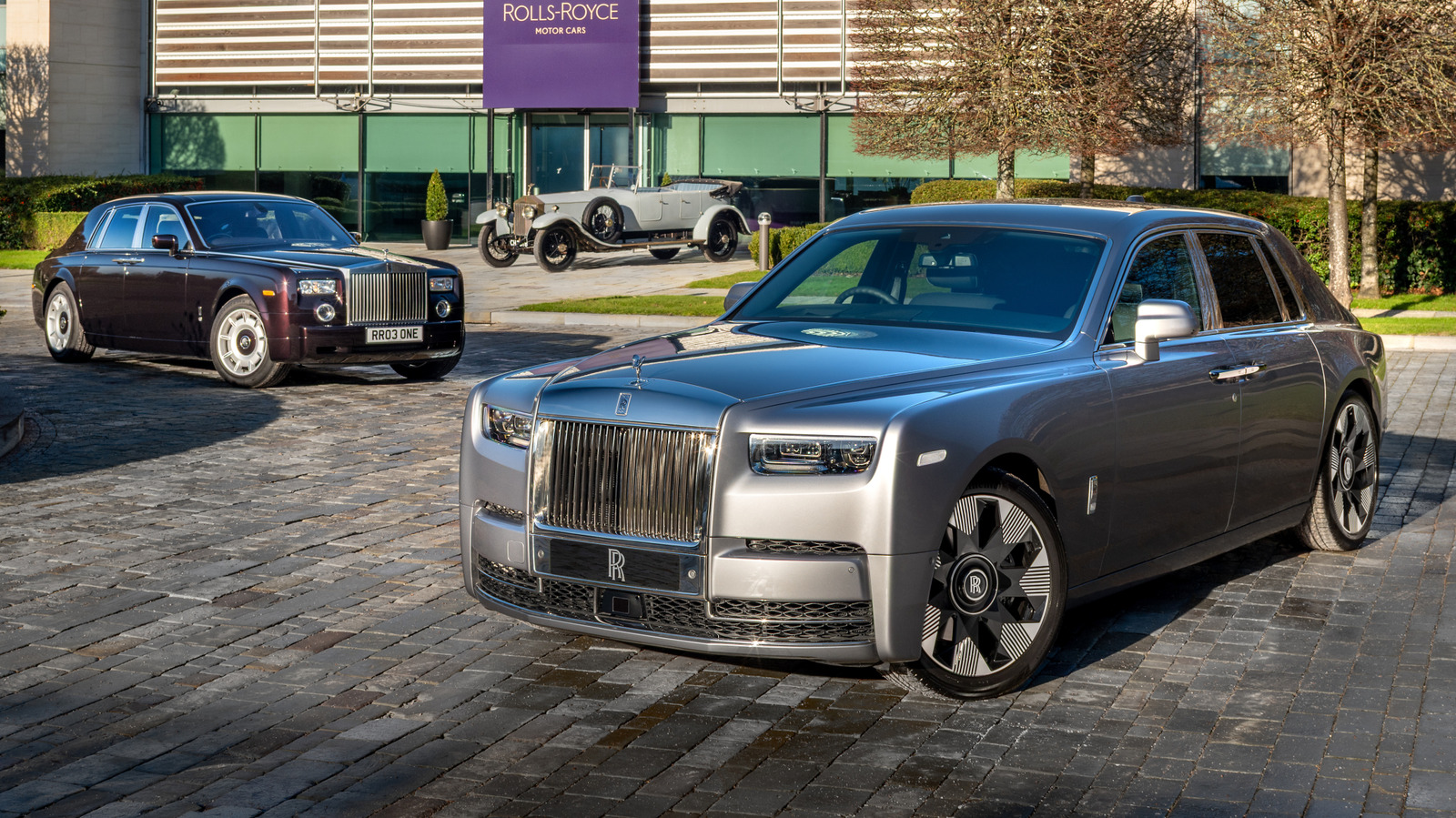 12 Celebrities Who Own A Rolls-Royce Phantom – SlashGear