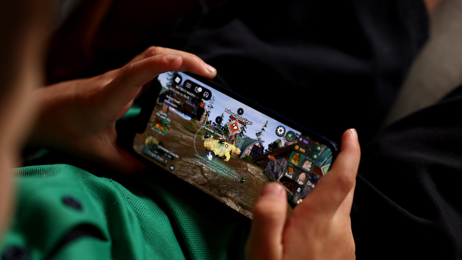 Apple’s rumored gaming controller for iPhone could feature Beats branding – Engadget