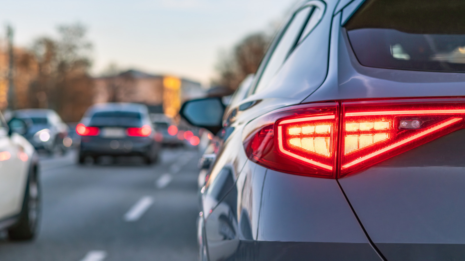 Here’s How To Tell If Your Brake Light Switch Is Bad – SlashGear
