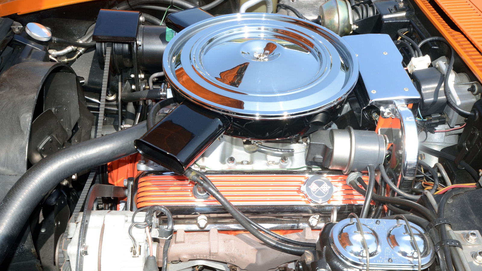 The GM Small Block V8 That Became The Most Popular Car Engine In The World – SlashGear