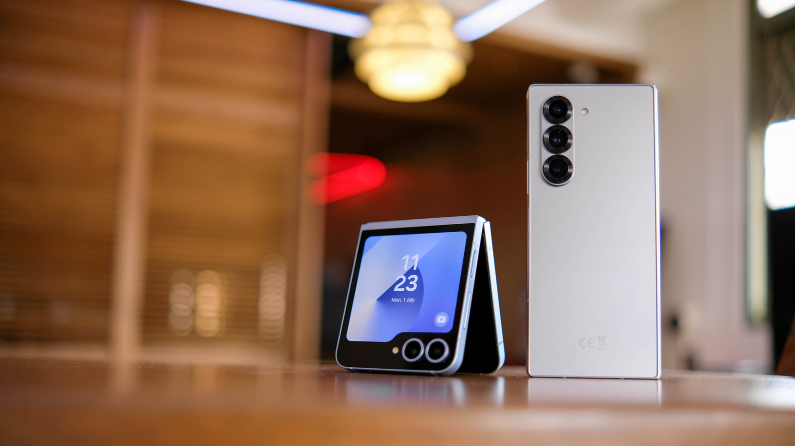 6 Of The Best Android Flip Phones You Can Buy – SlashGear