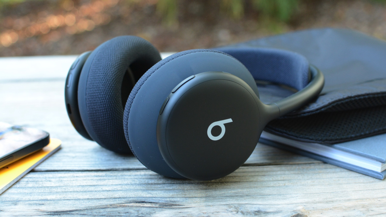 Beats 360 review: Customizable headphones capable of double duty – Engadget