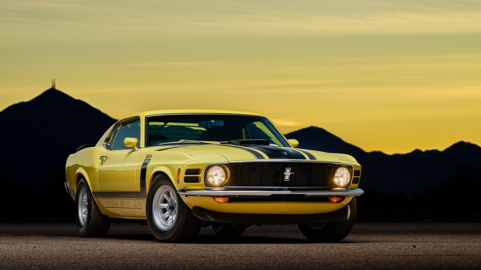 4 Old-School Land Yachts Packing More Power Than A Mustang Boss 302 – SlashGear