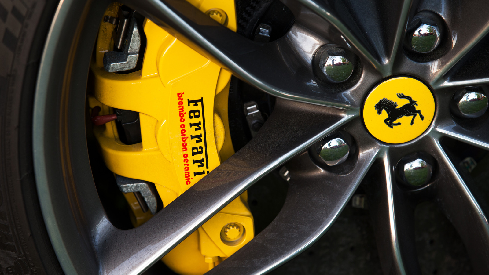 The Top 5 Best Ferrari Liveries Ever, Ranked – SlashGear