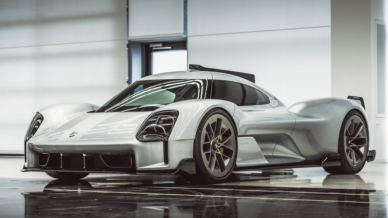 Porsche’s Rumored Flat-Eight Hypercar Is Starting To Look More Real – SlashGear