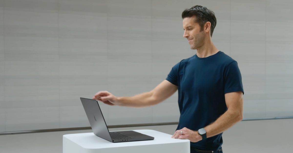 AAPL gained 2,736% under Cook, but Ternus doesn’t have to emulate him