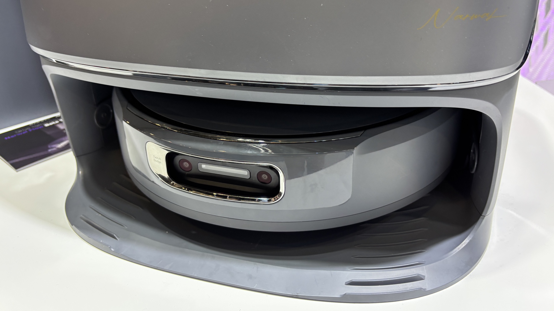 Narwal vs Roborock: which robot vacuum brand should you buy?