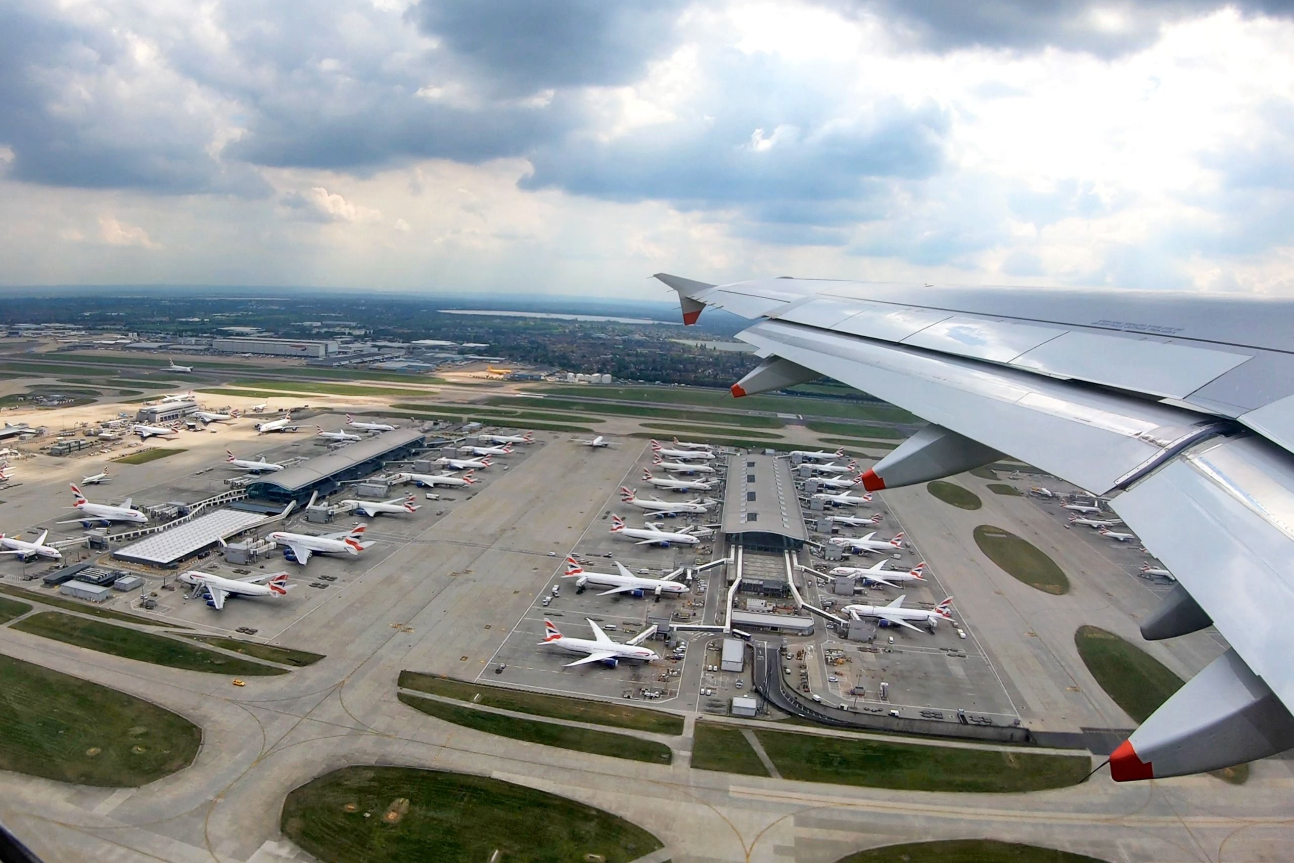 ‘Unknown defect’ grounded 2,000 UK flights in travel chaos