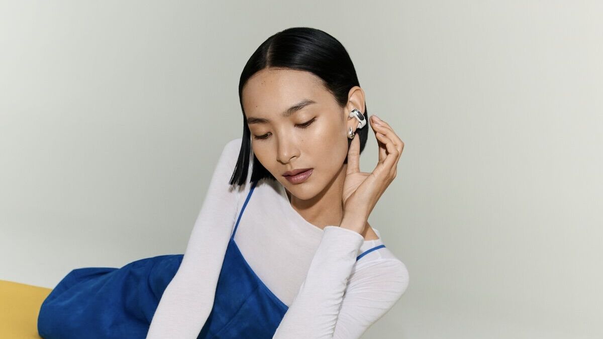 Bose’s latest duo of open-ear wireless buds are “designed to feel as good as they sound”