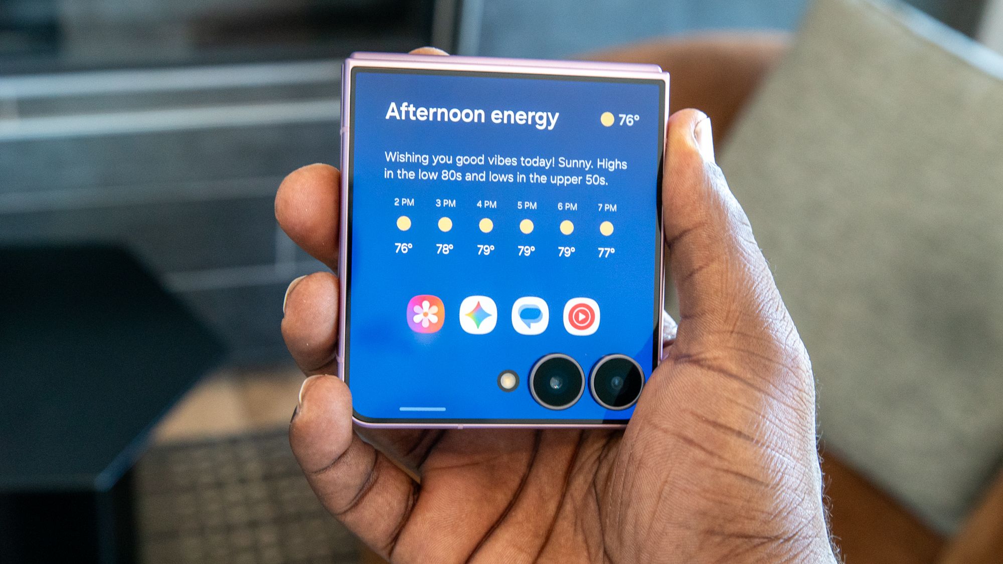 You can get a free year of unlimited wireless when you buy the Samsung Galaxy Z Flip 8 at Mint Mobile — here’s how