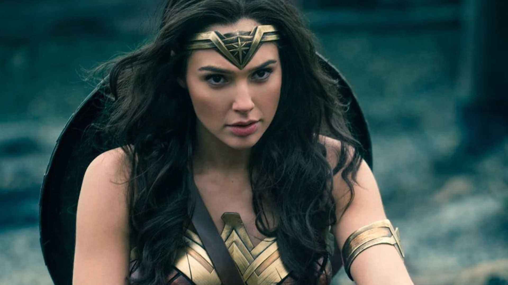 Gal Gadot says she realized she wasn’t returning as Wonder Woman when she saw how Henry Cavill’s Superman exit was not “handled elegantly”