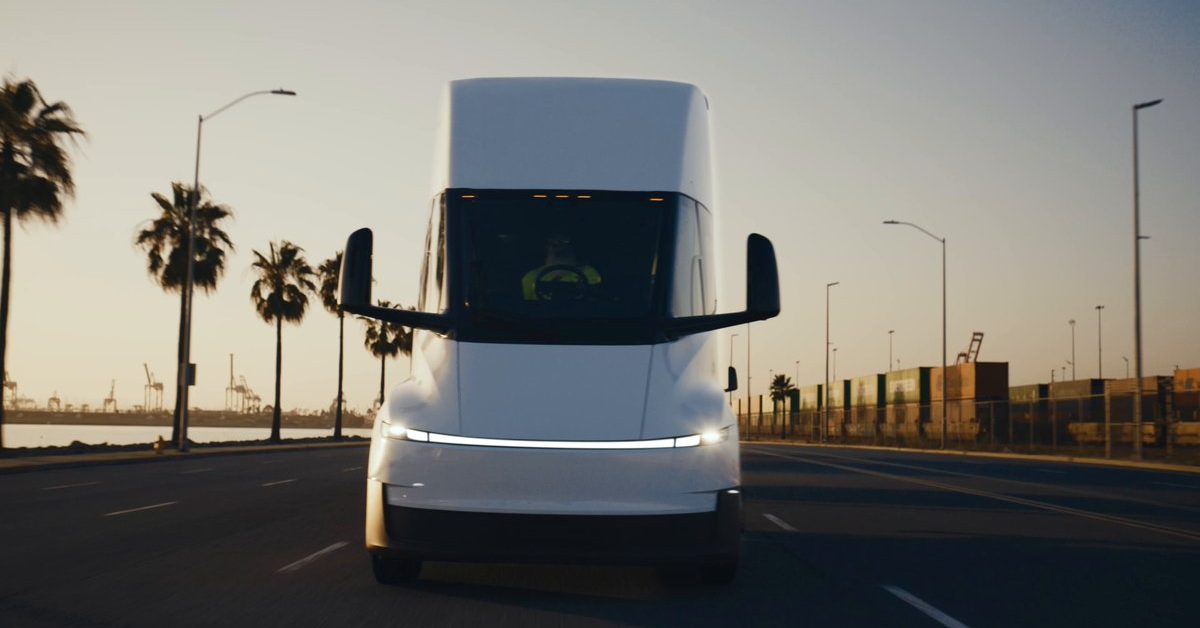 Tesla Semi finally enters volume production, 7 years behind schedule