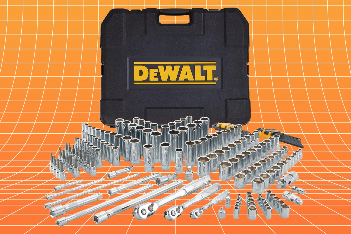 Mechanics Tool Set Clearance at Amazon: Get up to 52% off DeWalt, Craftsman, and More