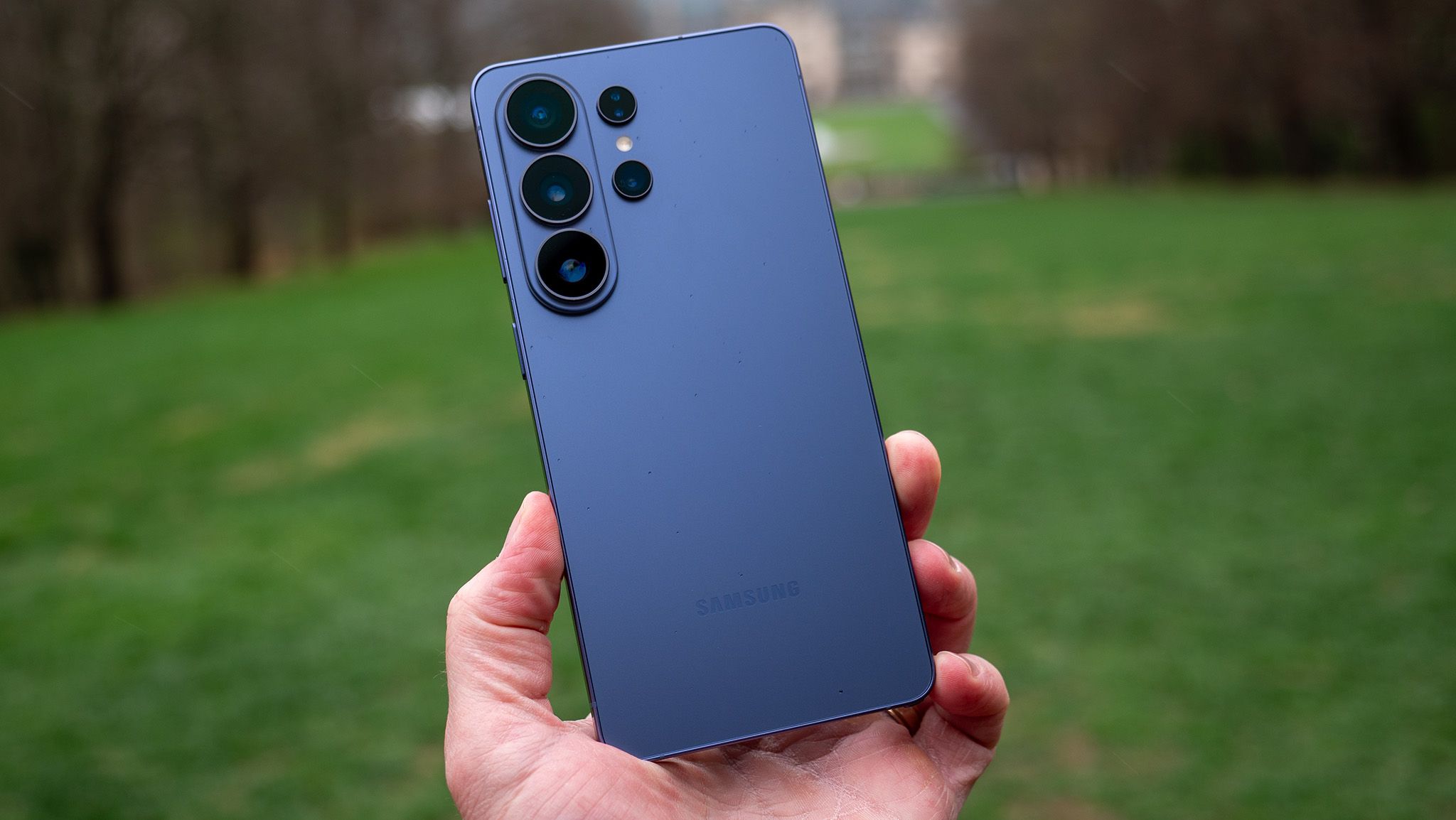 The best Android phone of 2026 just scored a massive discount during Amazon’s Labor Day sale — but you better act fast