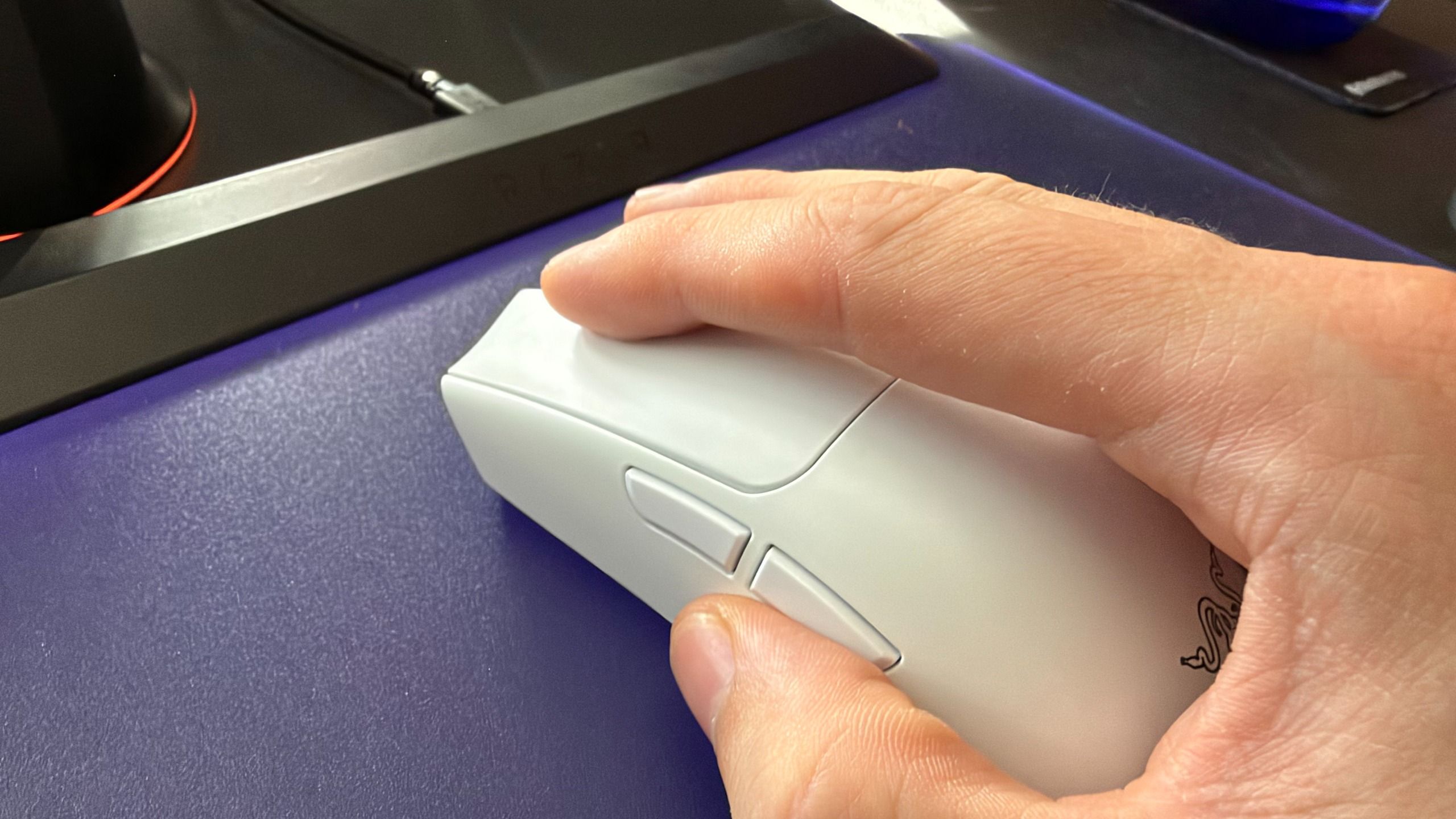 I don’t care what you lot say, the side buttons on a mouse are for copy and paste (on desktop)