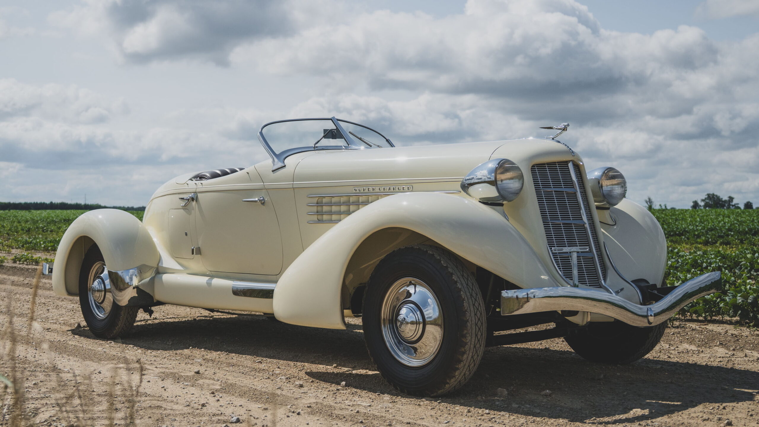 America’s Prettiest Speedster Is Heading To Auction | Carscoops