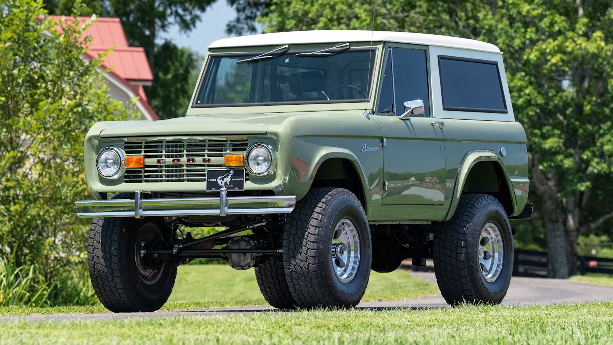 A New Ford Bronco Has Nothing On A 1969 Model Like This | Carscoops