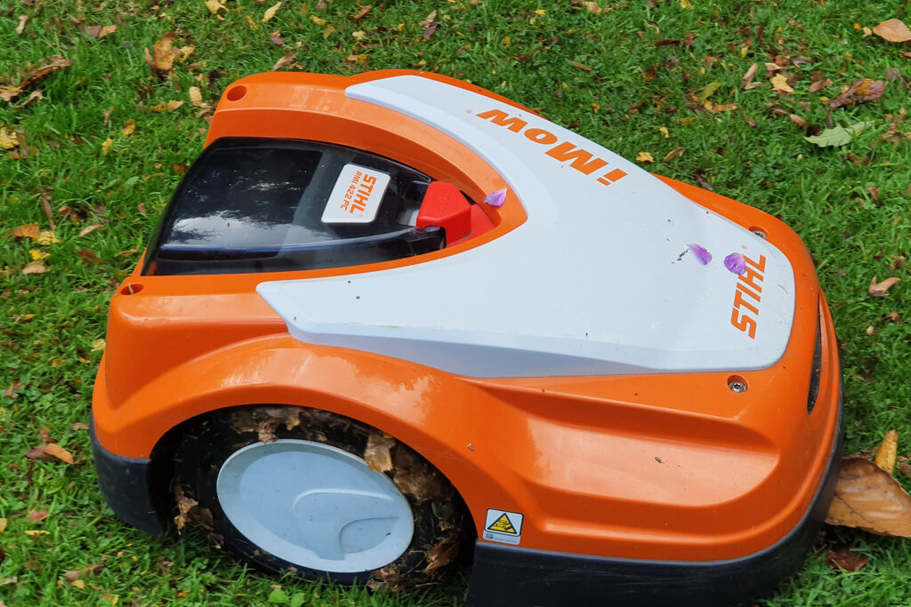 Stihl iMow RMI 422 PC Review