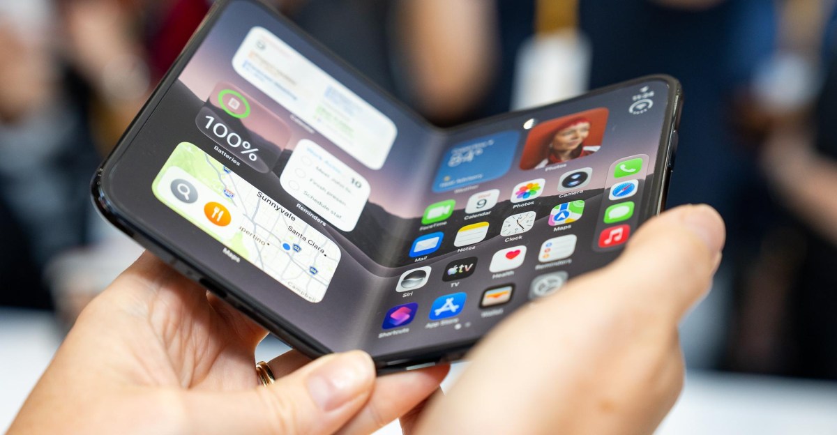 Repairing the iPhone Duo’s folding screen costs as much as a new iPhone
