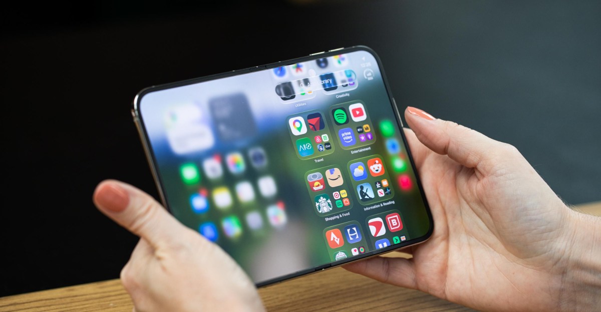 I can’t get enough of the iPhone Duo’s matte inner display