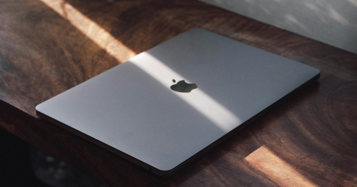 Apple wants touchscreens on Macs, but its MacBook lineup could get weird