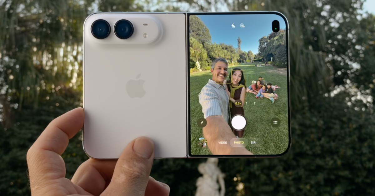 Hands too small for the new iPhone Duo? Apple is working on a fix
